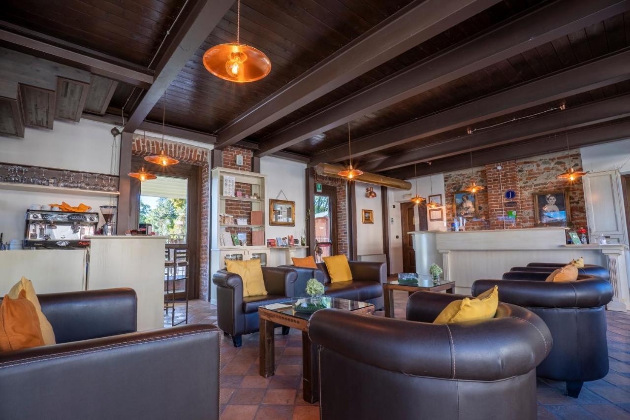 Relais Bella Rosina Pool & Spa La Cassa ภายนอก รูปภาพ